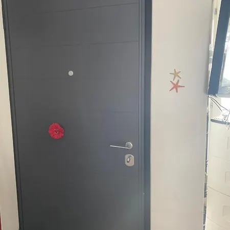 Casa Vacanze Cecilia 度假居 利尼亚诺萨比亚多罗