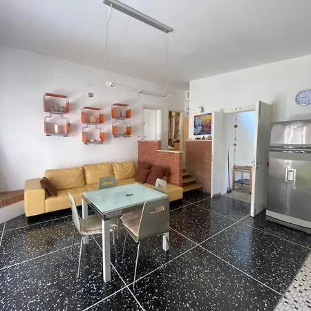 Holiday home Casa Vacanze Cecilia